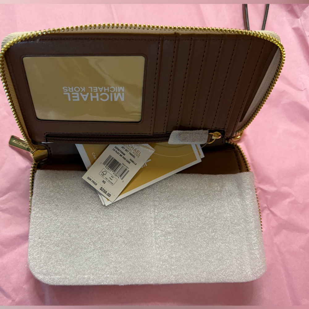 NWT Michael Kors Brown and Cream Wallet - Picture 3 of 4